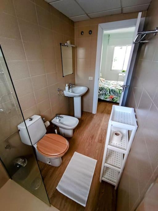 Dulos House Pool And Free Wifi Cho Luaran gambar