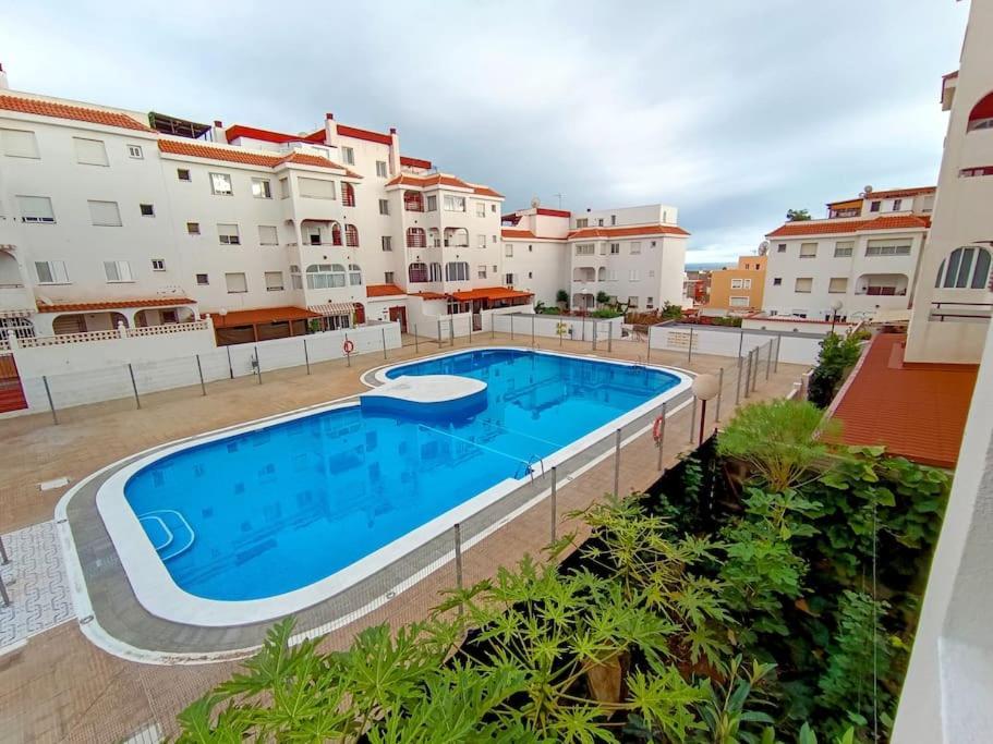 Dulos House Pool And Free Wifi Cho Luaran gambar